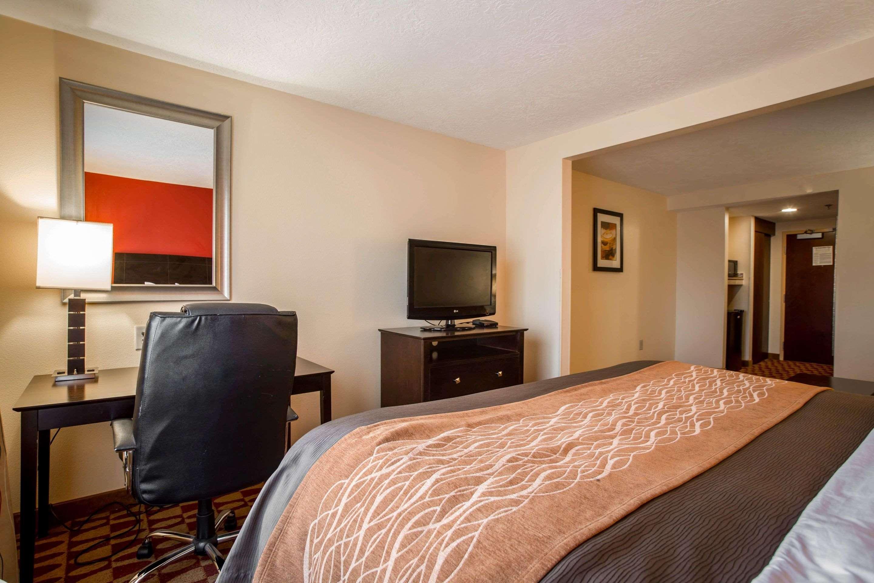 Comfort Inn & Suites Augusta Fort Eisenhower Area מראה חיצוני תמונה