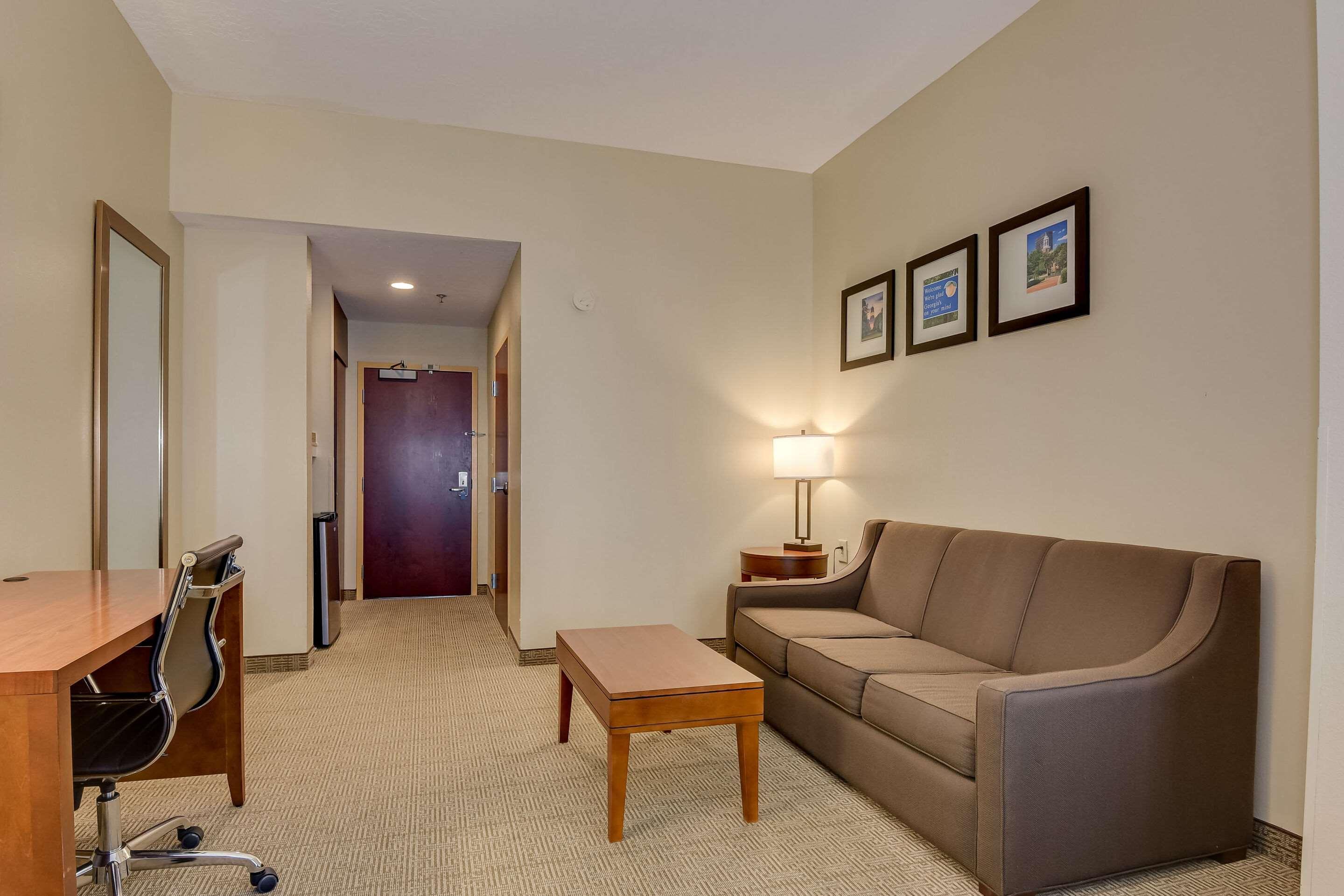 Comfort Inn & Suites Augusta Fort Eisenhower Area מראה חיצוני תמונה